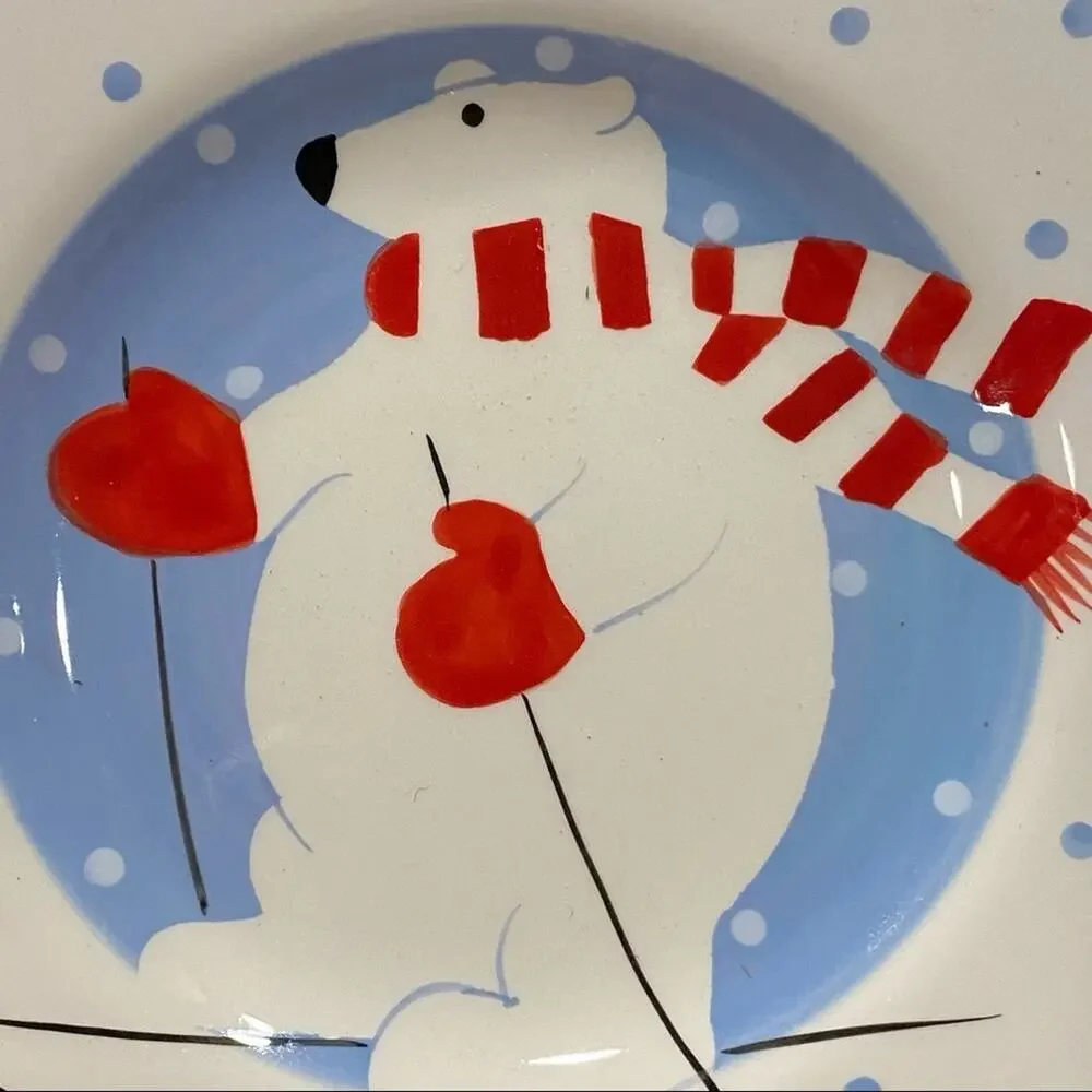 MESA Skiing Polar Bears Cute Seasonal 8-1/4” Lunch Plates, Set of 4‎ NICE!